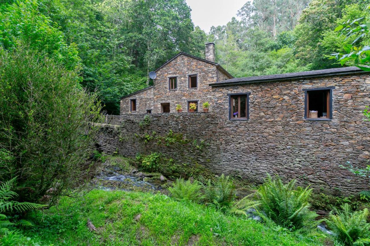 Casas Del Molino - Muinos Do Mainzoso Turismo Rural Paderne ภายนอก รูปภาพ