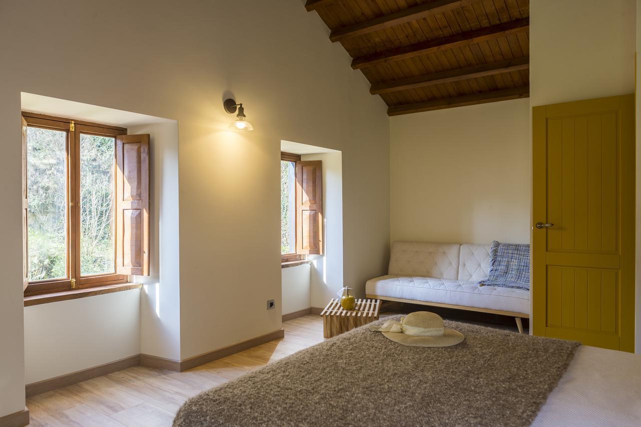 Casas Del Molino - Muinos Do Mainzoso Turismo Rural Paderne ภายนอก รูปภาพ