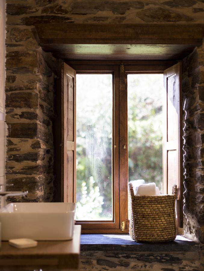 Casas Del Molino - Muinos Do Mainzoso Turismo Rural Paderne ภายนอก รูปภาพ