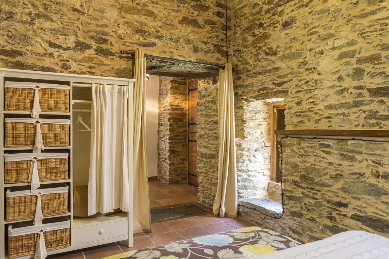 Casas Del Molino - Muinos Do Mainzoso Turismo Rural Paderne ภายนอก รูปภาพ